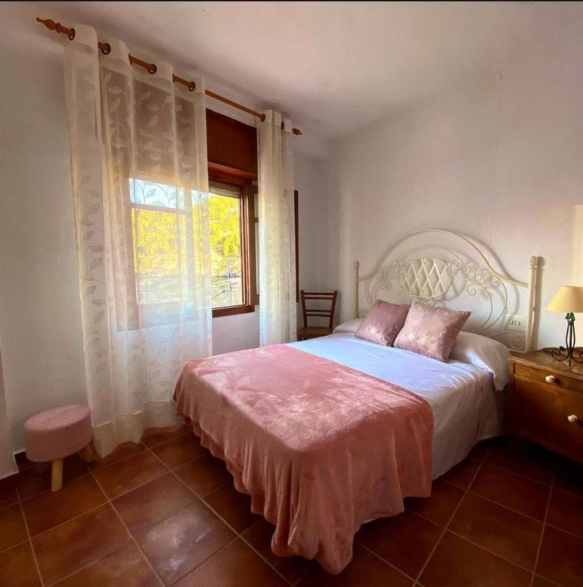 La Cueva Delola Apartment Alcala del Jucar Bagian luar foto